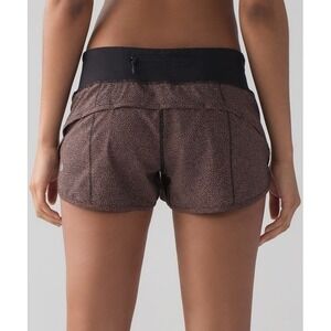 Lululemon Speed Up Shorts 2.5 inch Black Rose Speckle Print Womens Size 8